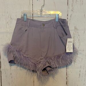 Le Lis Women's Lavender Feather Trim Shorts Size Medium
